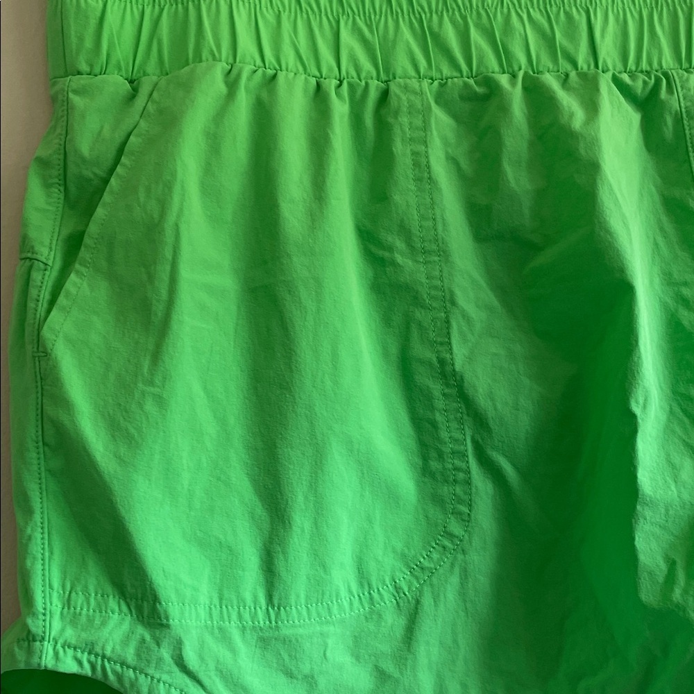Joy lane Green Women's Shorts Size XL - Picture 6 of 8